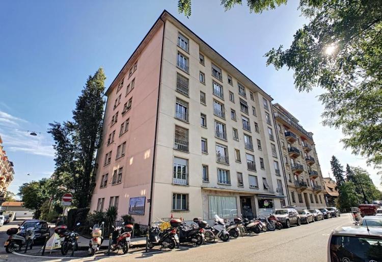 Appartement de 3 pièce au 2ème étage près de la perle du lac