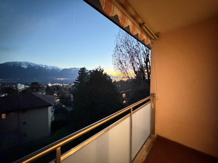 Appartement rénové de 2 pièces au 2ème étage à Vevey