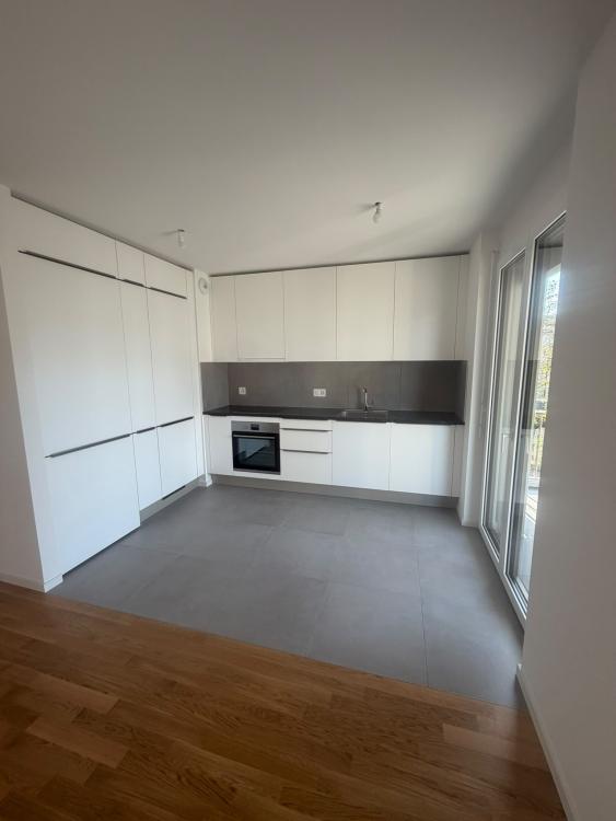 Magnifique nouvel appartement de 5 pièces au 1er étage