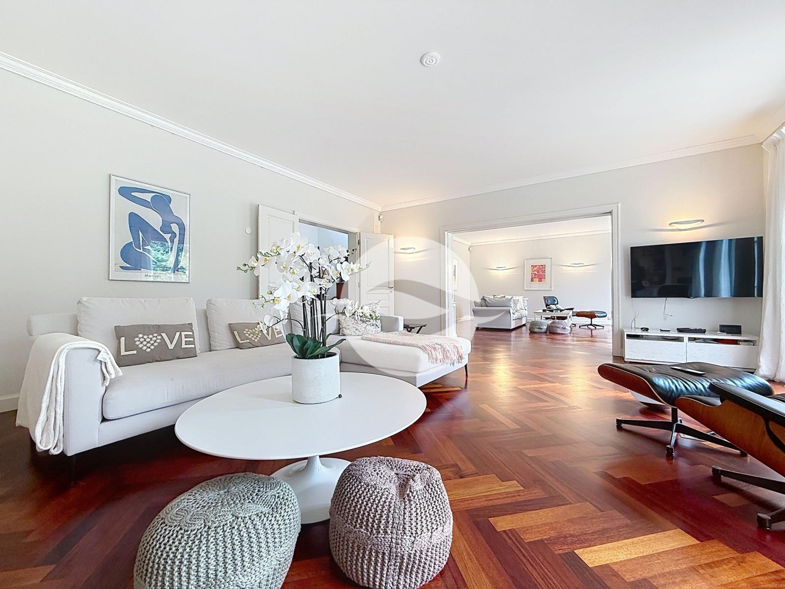2843_6a0c2c4e5dacf3.59819193.jpg