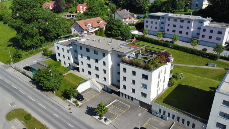 Local-dépôt d'env. 16 m2