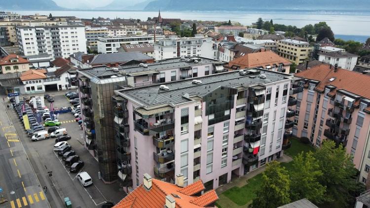 Place de parc intérieure pour moto à louer